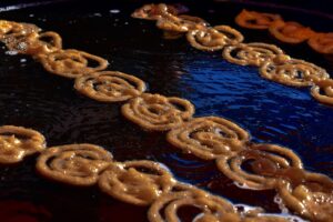 jalebi, sweet dish, zulbia, circular shapes, dessert, brown dessert, jalebi, jalebi, jalebi, jalebi, jalebi
